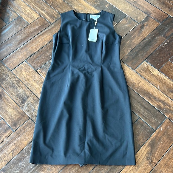 Hugo Boss made in Portugal 🇵🇹 Dirusa size 8 black sheath dress